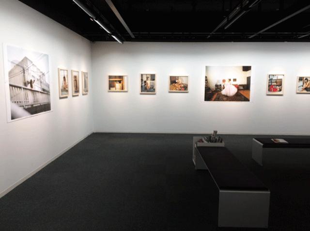 画像: インベカヲリ★写真展『理想の猫じゃない』は本日4月4日より銀座ニコンサロンで開催されています。