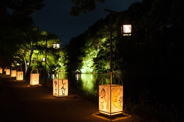 画像: 美観地区「塩見縄手」も景観照明と行燈で幽玄に照らします