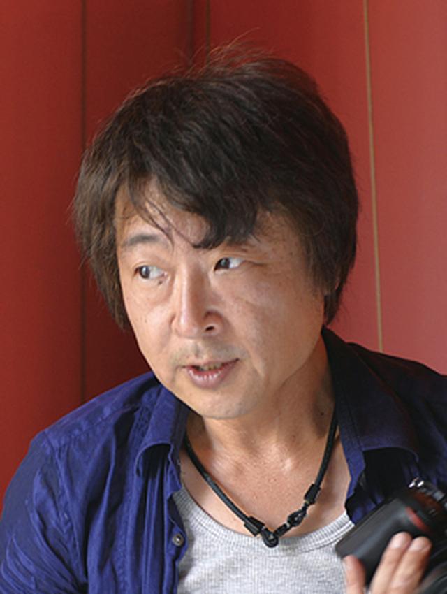 画像: ハヤシアキヒロ 岐阜県出身。大阪芸術大学芸術学部写真学科卒業後、坂本樹勇氏に師事。水中写真プロダクション、大手芸能事務所専属を経て独立。映画、エディトリアル、広告など芸能・著名人の撮影を中心に活動。最近では映画本編の写真監修、特撮映画のムービーも担当。自身の作品の要素は、光と影と空気感、そしてほんの少しの余白。APA公益社団法人日本広告写真家協会 正会員。
