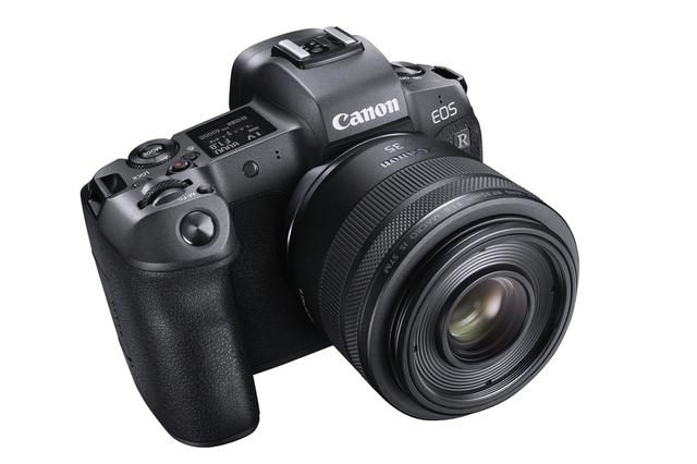 画像1: キヤノン初のフルサイズミラーレスカメラ「EOS R」