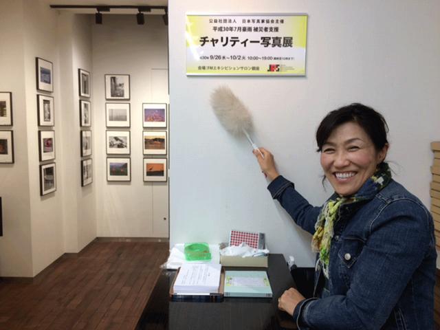画像: カメラマン誌でもお馴染みの写真家、山口規子さんもご自身の作品を2点出品されていました。が、あっという間に売れちゃったぁ…と仰っていました。