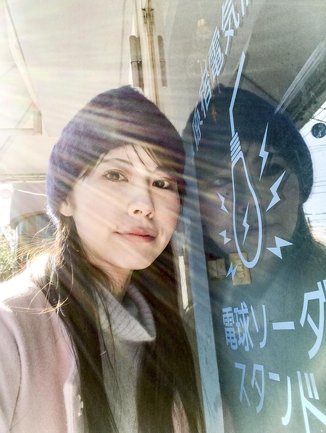 画像3: ▼iPhone 7で自撮り