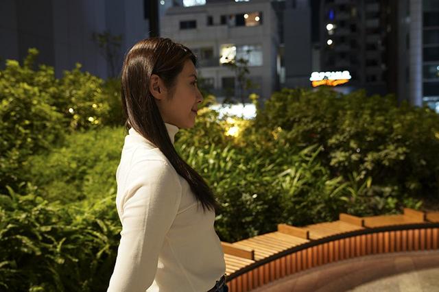 画像3: 顔認識AFが途中から瞳認識AFに変わり、追い続けた!