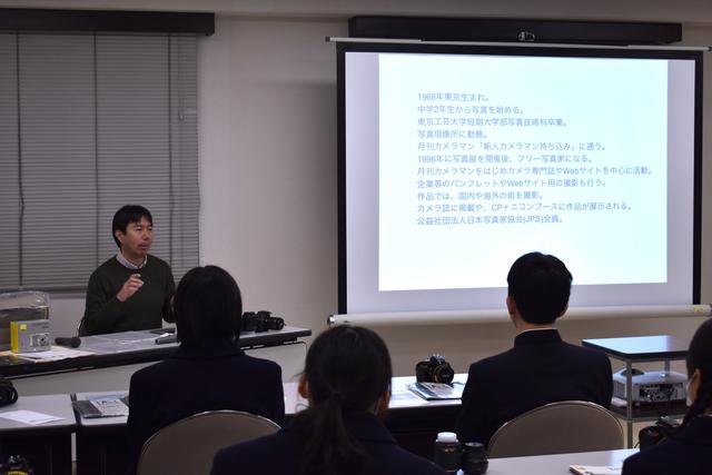 画像: ▲今回の講師を務めた藤井智弘さんによる講演からスタート。