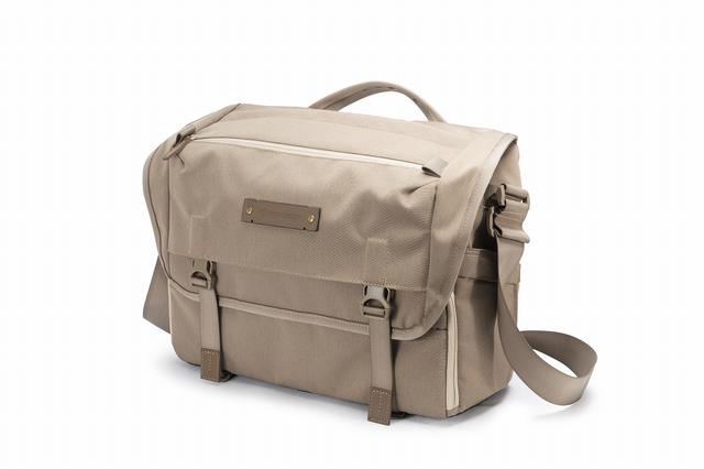 画像: ▲こちらはベージュのショルダータイプRANGE38M。