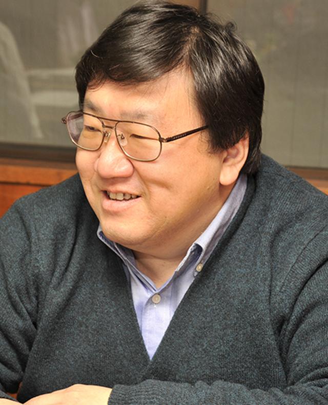 画像2: 「技術の引出しは持っています」 (商品企画部 第一商品企画課 課長 伏塚浩明氏)