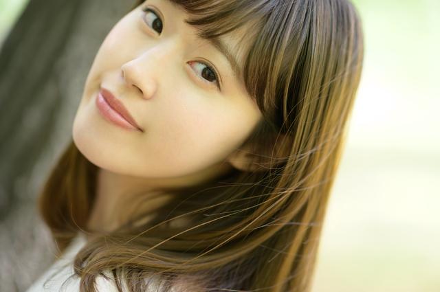 画像2: ポートレートPhotographer 河野英喜が全撮影
Webカメラマンオリジナルコンテンツ『発掘!アイドル図鑑』
FILE No.018 鈴木梨加さん 2/4