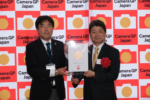 画像1: カメラグランプリ2019「カメラ記者クラブ賞」はリコー GR Ⅲ