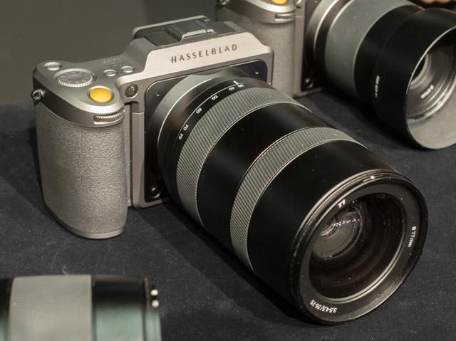 画像: ハッセルブラッドX1D II 50C。XCD 3.5-4.5/35-75付。