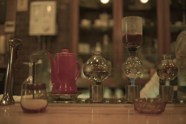 画像5: おとなりの駅、高円寺へ移動 さっそくお茶を「なかむら珈琲店」で
