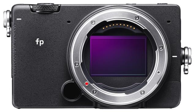 画像1: 世界最小・最軽量のフルサイズ機
「SIGMA fp」発表