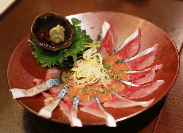 画像2: 博多に来たら新鮮なゴマ鯖食べちゃってん!