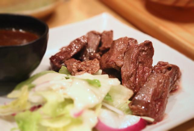 画像1: 10品どころじゃない!まだまだ料理が!