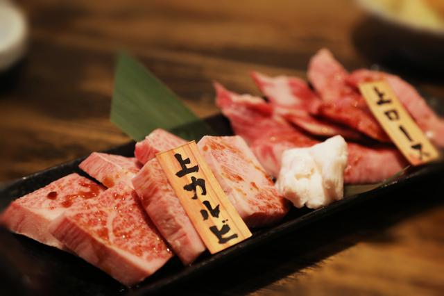 画像1: 伊万里牛といえば「極みや」!
