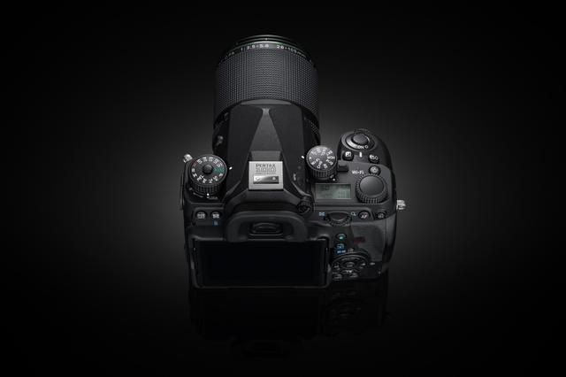 画像2: PENTAX 100YEARS OF HISTORY を記念したオリジナルデザインの ホットシューカバーを全世界3000 個限定で新発売!