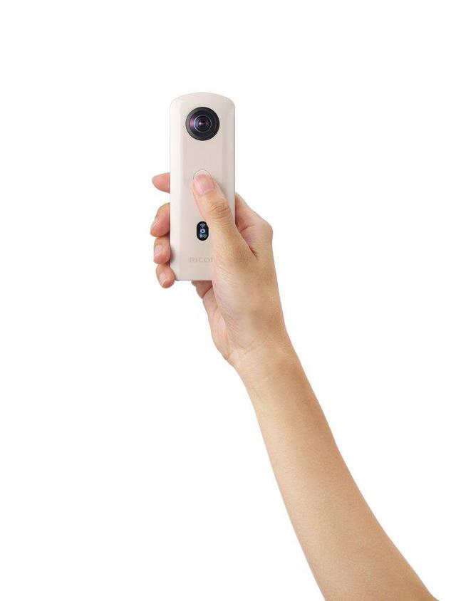 画像: RICOH THETA SCの後継機種で、初心者向けのモデル。