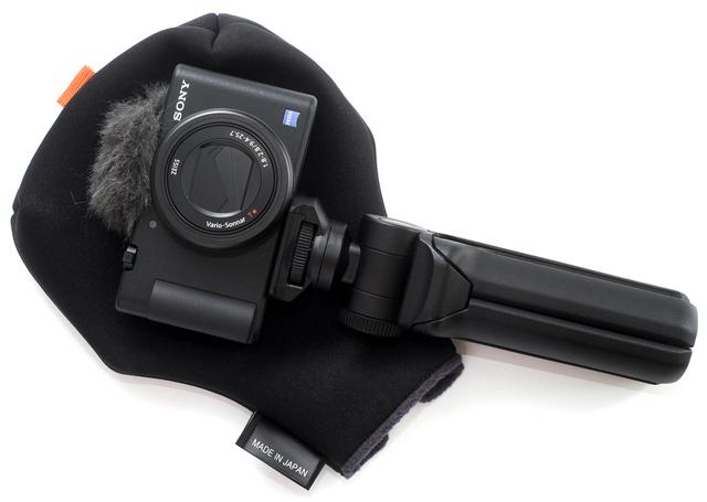 画像: グリップ付きで収納可能なカメラケース
INDUSTRIA IND-VG1 Vグローブ登場