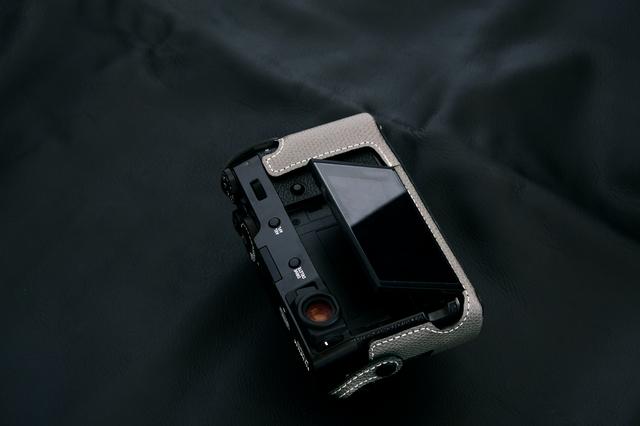 画像5: INDUSTRIAは富士フイルム「X100V」専用の本革製ケースの新色(ブラック)を販売開始!