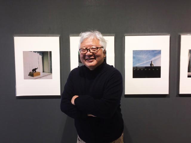 画像3: 赤城耕一写真展『録々』。録々は“ろくろく”と読みます。6×6サイズのカメラで撮りためた作品群の展示です。