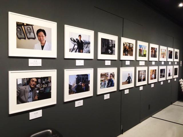 画像2: 山岸 伸写真展『瞬間の顔 Vol.13』。1年365日、1年100組撮影する、根気と活力を要する写真展です。