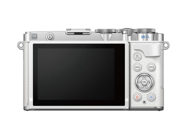 画像: ディメンション比較 PEN E-P7 118.3×68.5×38.1mm PEN-F 124.8×72.1×37.3mm PEN E-PL10 117.1×68×39mm イメージとしてはPLのボディにPEN-Fの機能を詰め込んだ感じか。