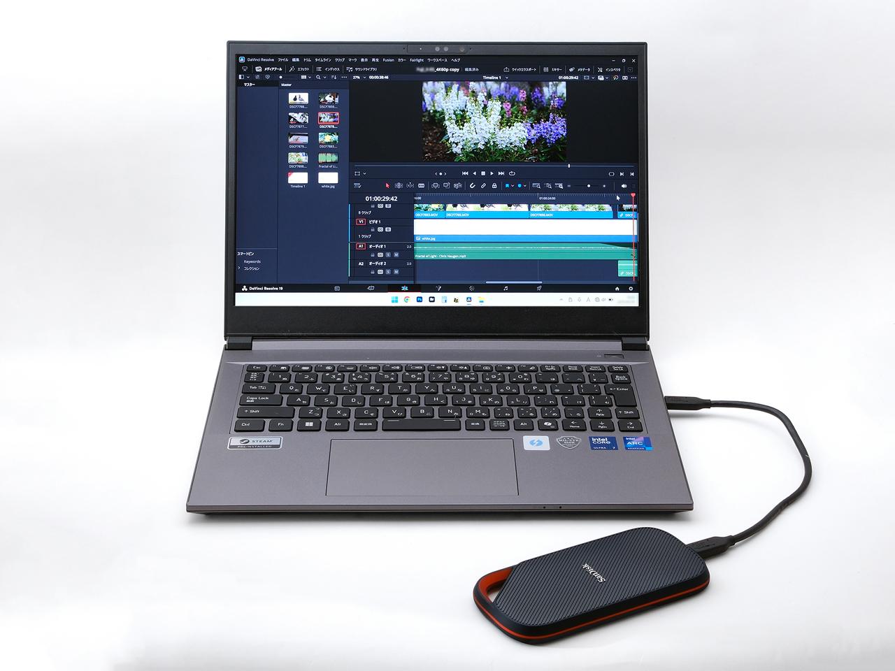 画像: 本製品を動画で使えば、記録から編集まで本製品内で完結することができます。