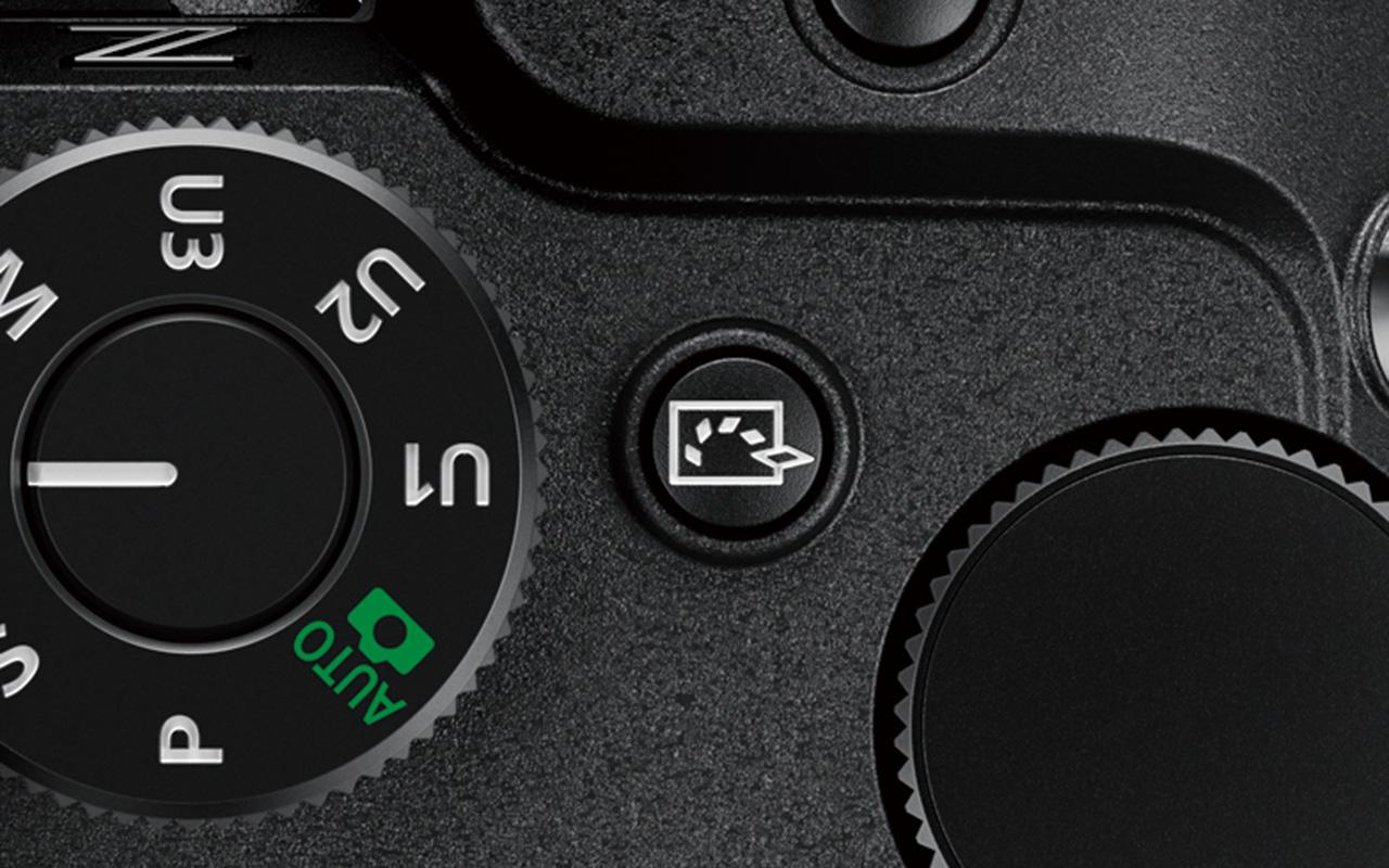 画像: Z5IIになってピクチャーコントロールボタンがモードダイヤル脇に新設され、各ピクチャーコントロールを簡単に呼び出すことができるようになった。