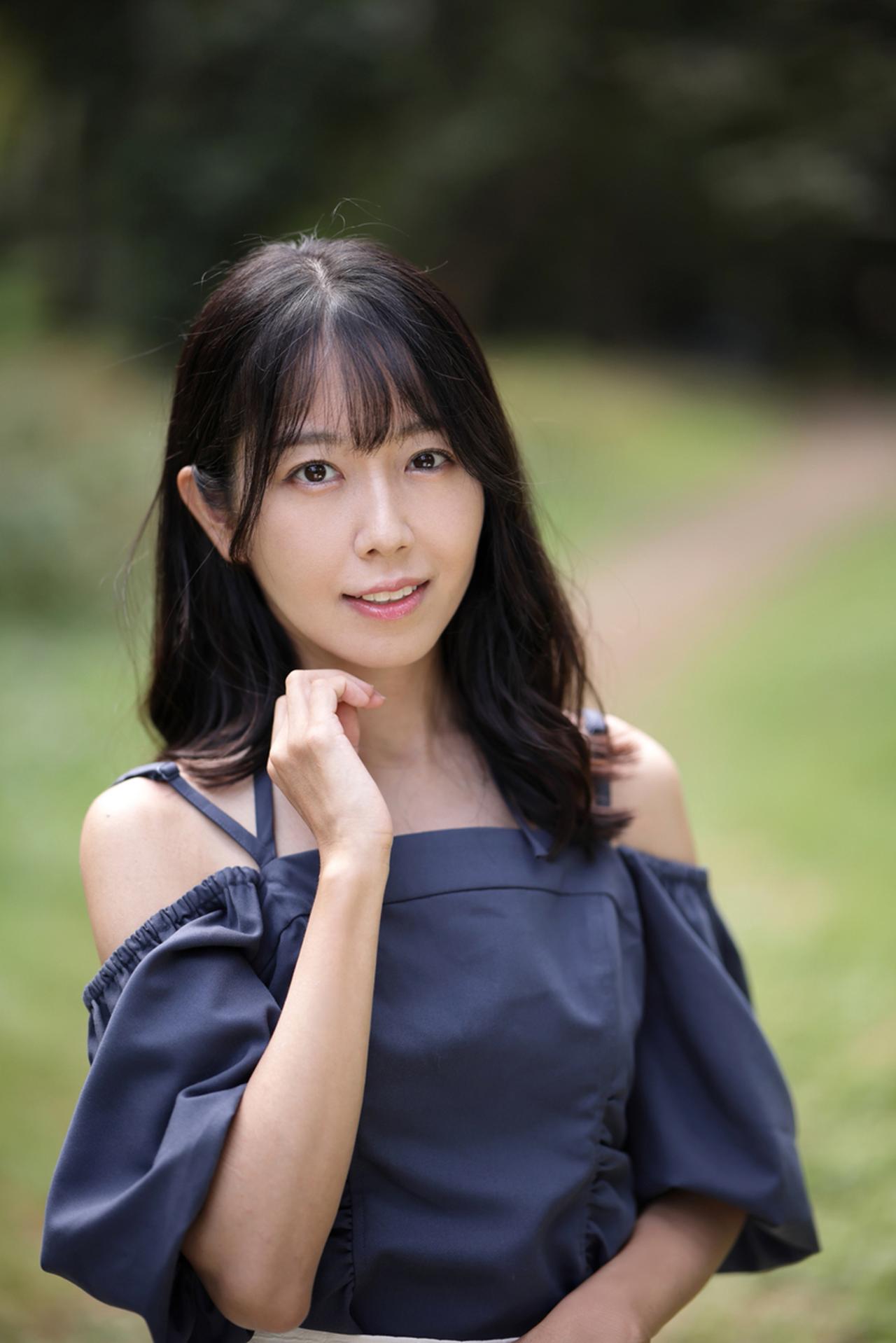 画像: 開放F1.4では周辺光量落ちは相応にある。屋外撮影では開放以外を用いることに意味を見いだせないくらい開放の描写が素晴らしいので、絞ったらどのくらい周辺光量落ちがなくなるのかは興味がわかず未確認。 ■絞りF1.4 1/1250秒 フルサイズ