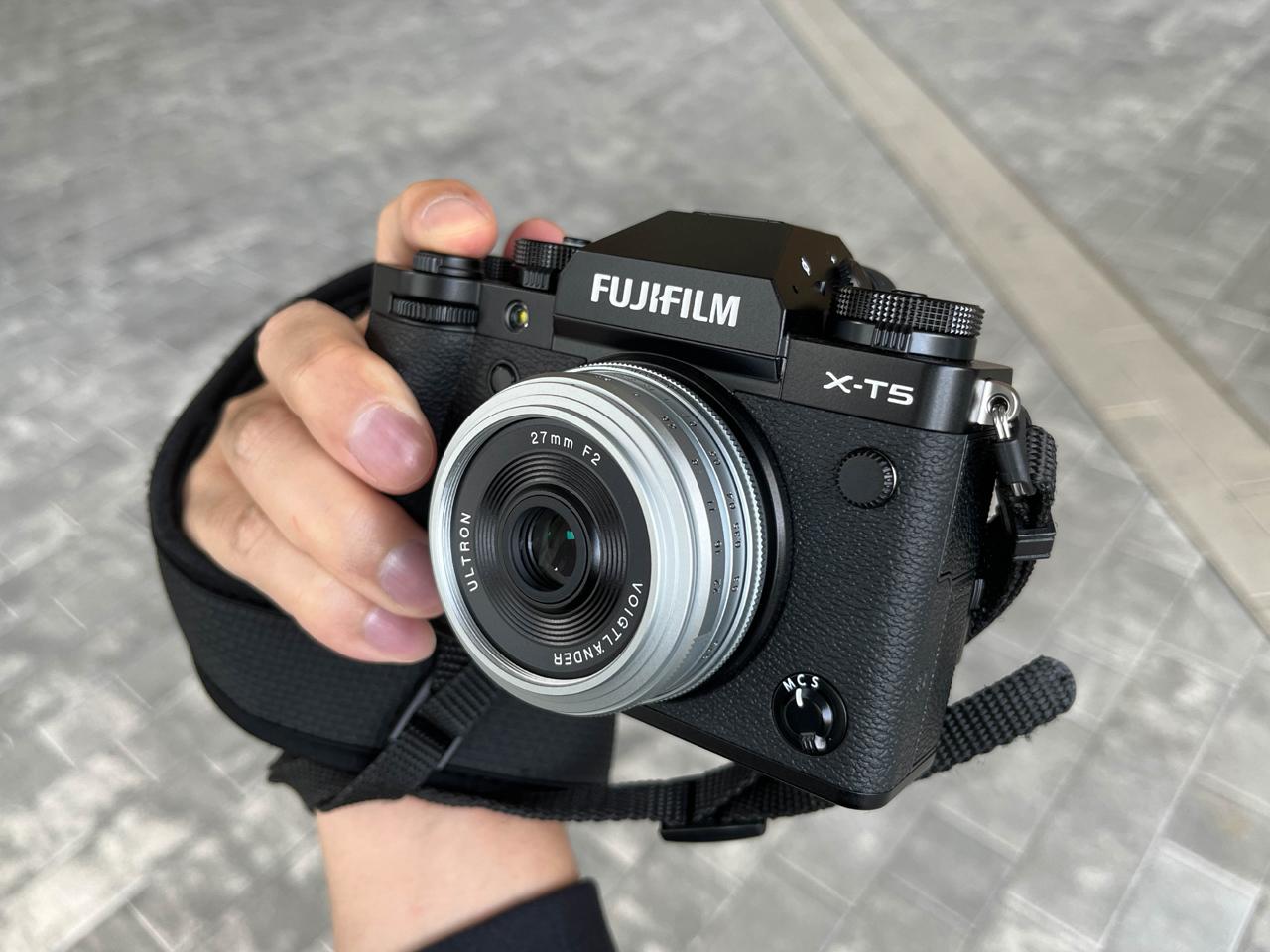 画像: Lens Impression! フォクトレンダー　ULTRON 27mm F2 Ｘマウント ●実勢予想価格：6万4620円（税込） ●photo＆text:豊田慶記 - Webカメラマン