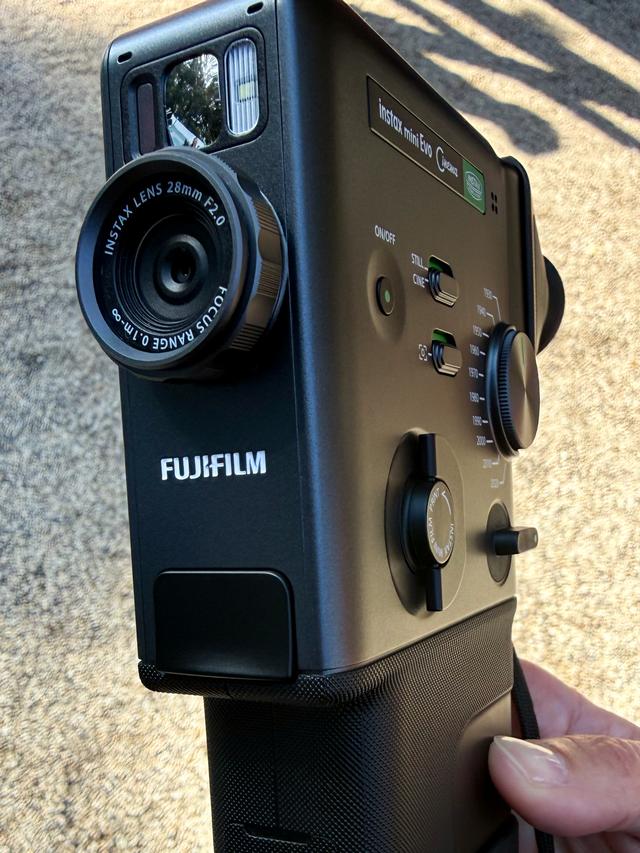 New Model Impression！ 富士フイルム “チェキ” instax mini Evo