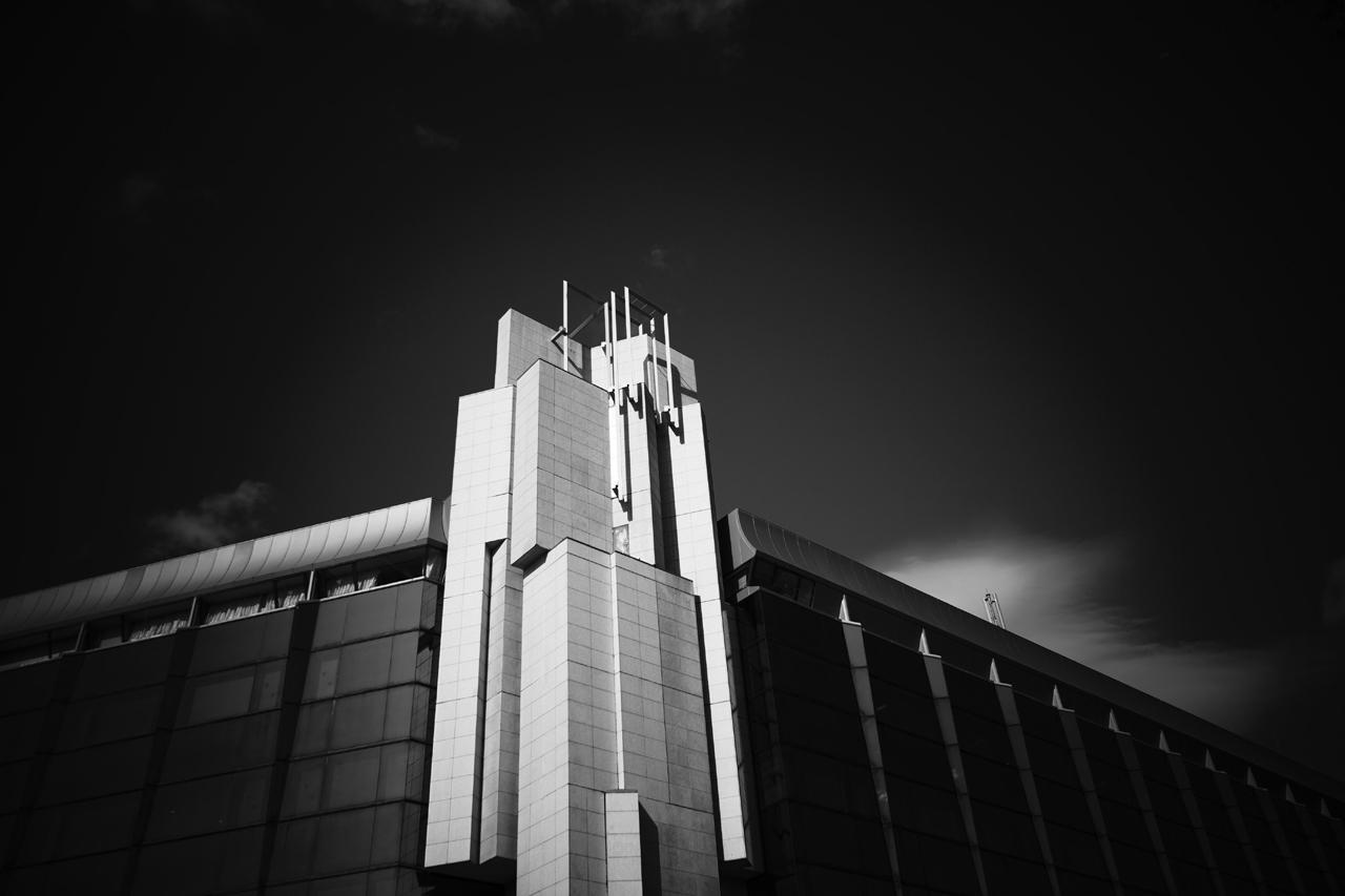 画像: ■撮影データ　パナソニック LUMIX S5 マウントアダプター SHOTEN LM-LSL M Ⅱ　絞り優先AE　■絞りF2.8　1/8000秒　マイナス0.3露出補正　ISO250　WB:オート（Photo：豊田慶記）