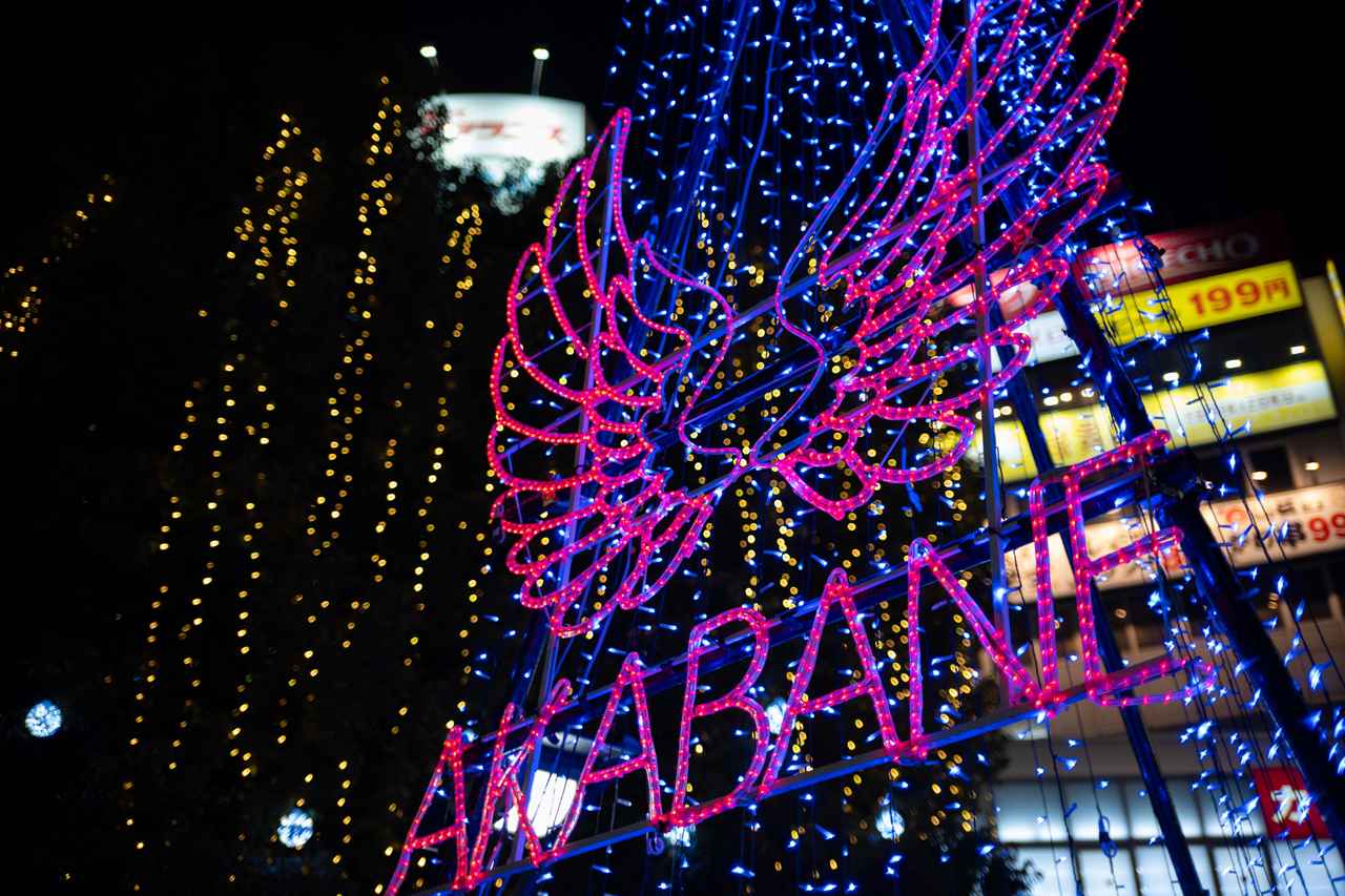 画像: 点光源を撮影してみました。描写は周辺域ではやや乱れますが、実用上は問題のない描写です。 ■絞りF2　1/125秒　ISO400