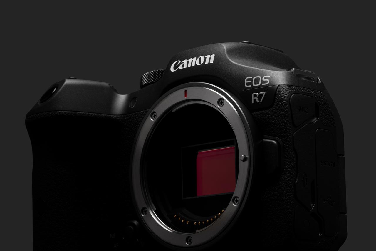 画像: EOS R7 【ミドル〜ハイエンド/APS-C】
