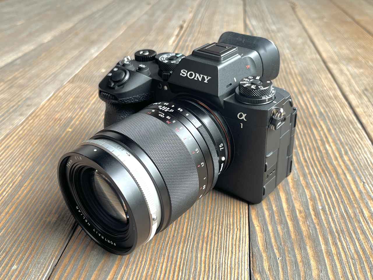 画像: コシナ Voigtlander PORTRAIT HELIAR 75mm F1.8（Eマウント）はどんなレンズ？ プロカメラマンが解説 - Webカメラマン
