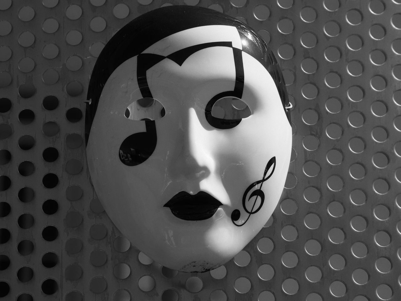 画像: モノクロモードで。少しだけ粒子を載せてみた。階調再現性も優秀で、中間のトーンも美しい。 ■絞りF9 1/800秒 ISO400