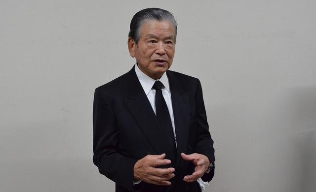 画像: 久米氏とJリーグ優勝シャーレのエピソードを明かした川淵氏