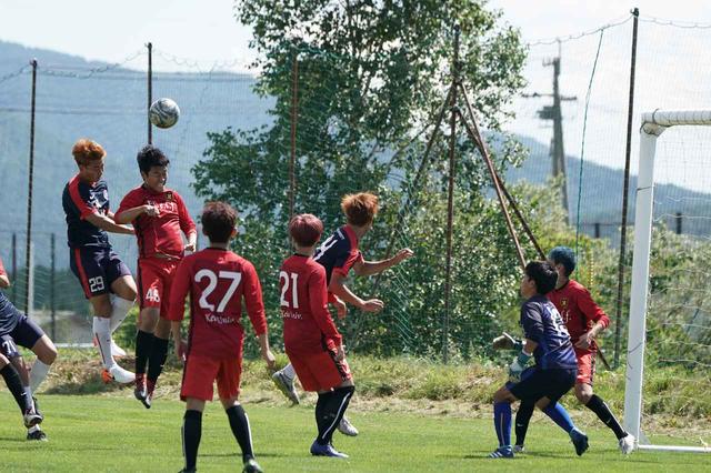 画像: 初日の午後から全チームが予選リーグ1試合目を消化した(写真=川口洋邦)