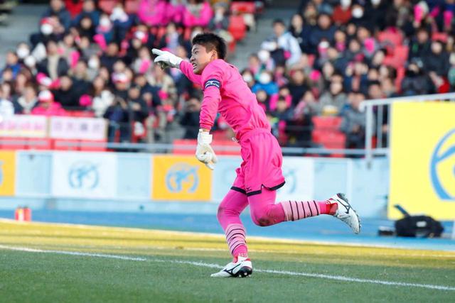 3回戦】帝京長岡、後半の5得点で神戸弘陵学園に大勝 - サッカーマガジンWEB