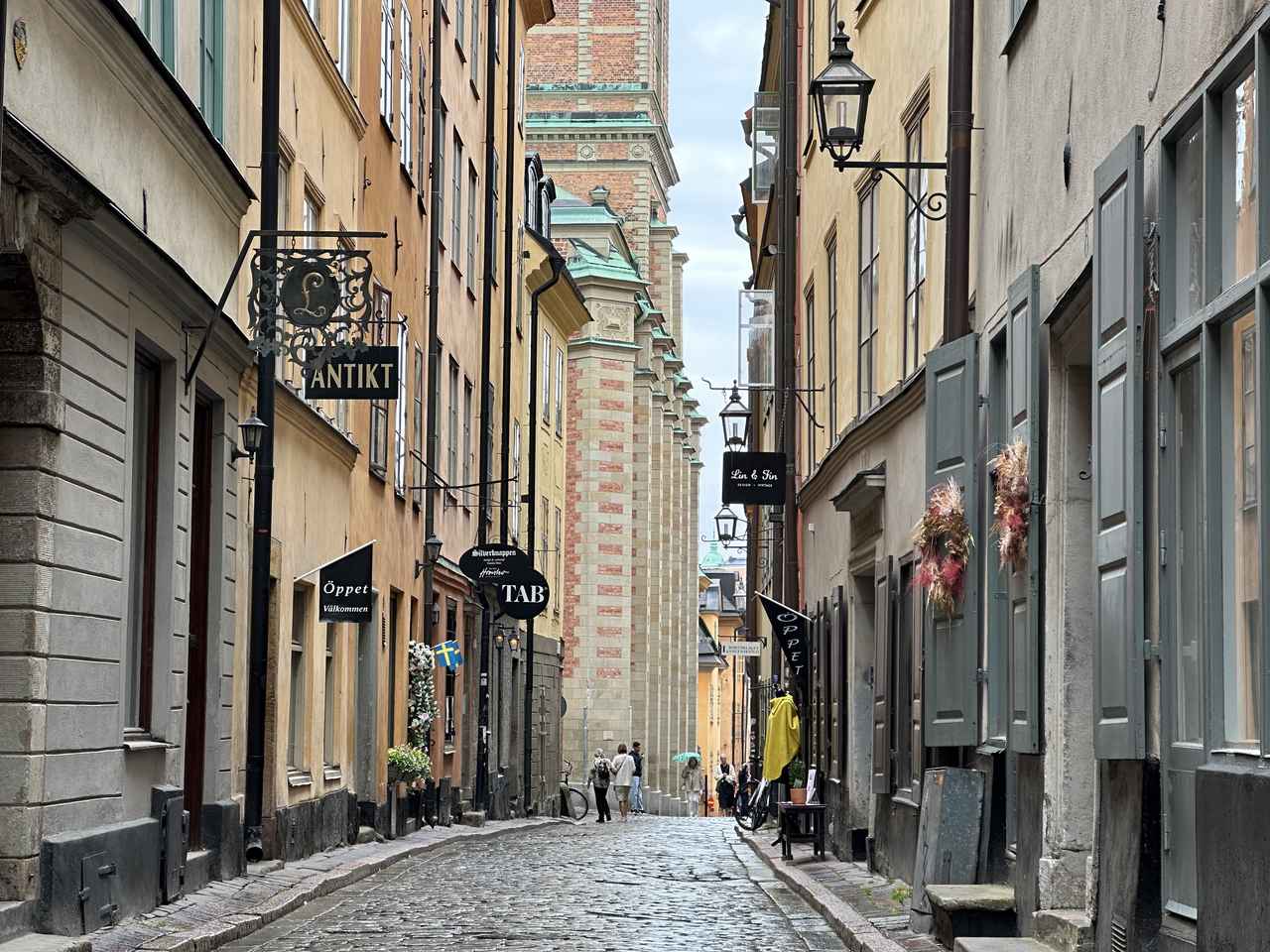 画像: ガムラスタンの路地／2025年6月弊社スタッフ撮影