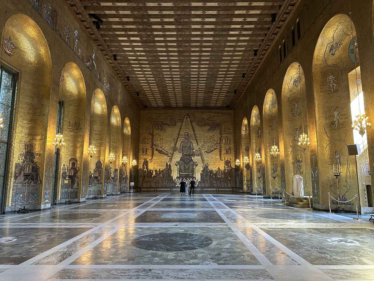 画像: ストックホルム市庁舎「黄金の間」／2025年6月弊社スタッフ撮影