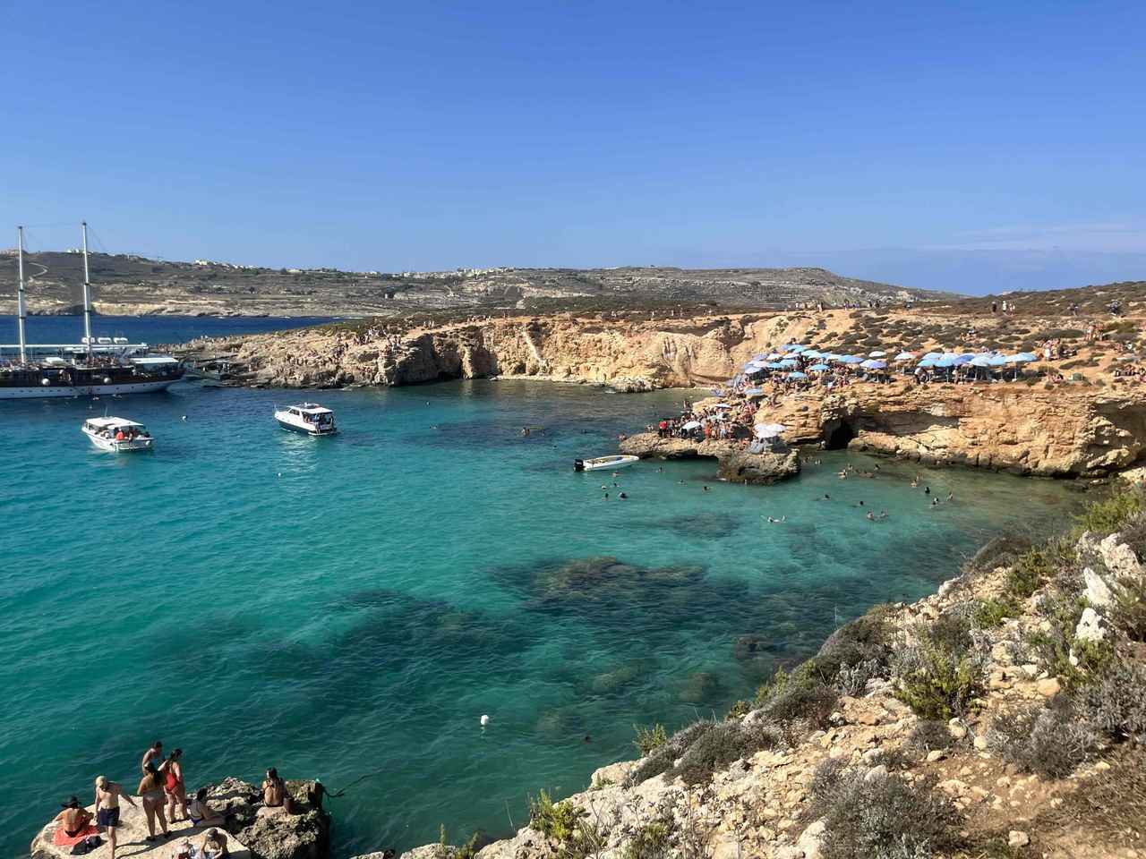 画像: 撮影コミノ島の美しいブルーラグーン　弊社スタッフ撮影　（2023年7月）