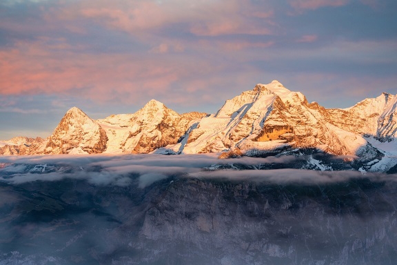 画像: 『燃油サーチャージ不要／バス１台２２名様限定／バス座席１人２席利用／毎日が絶景！スイス大周遊１１日間』＜ハイキング中級＞｜クラブツーリズム