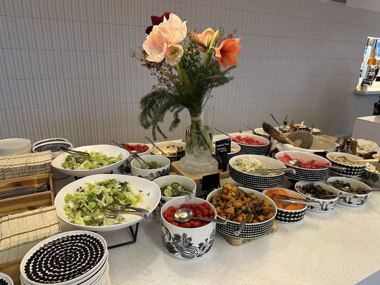 画像: マリメッコ本社の社員食堂/2025年12月弊社スタッフ撮影