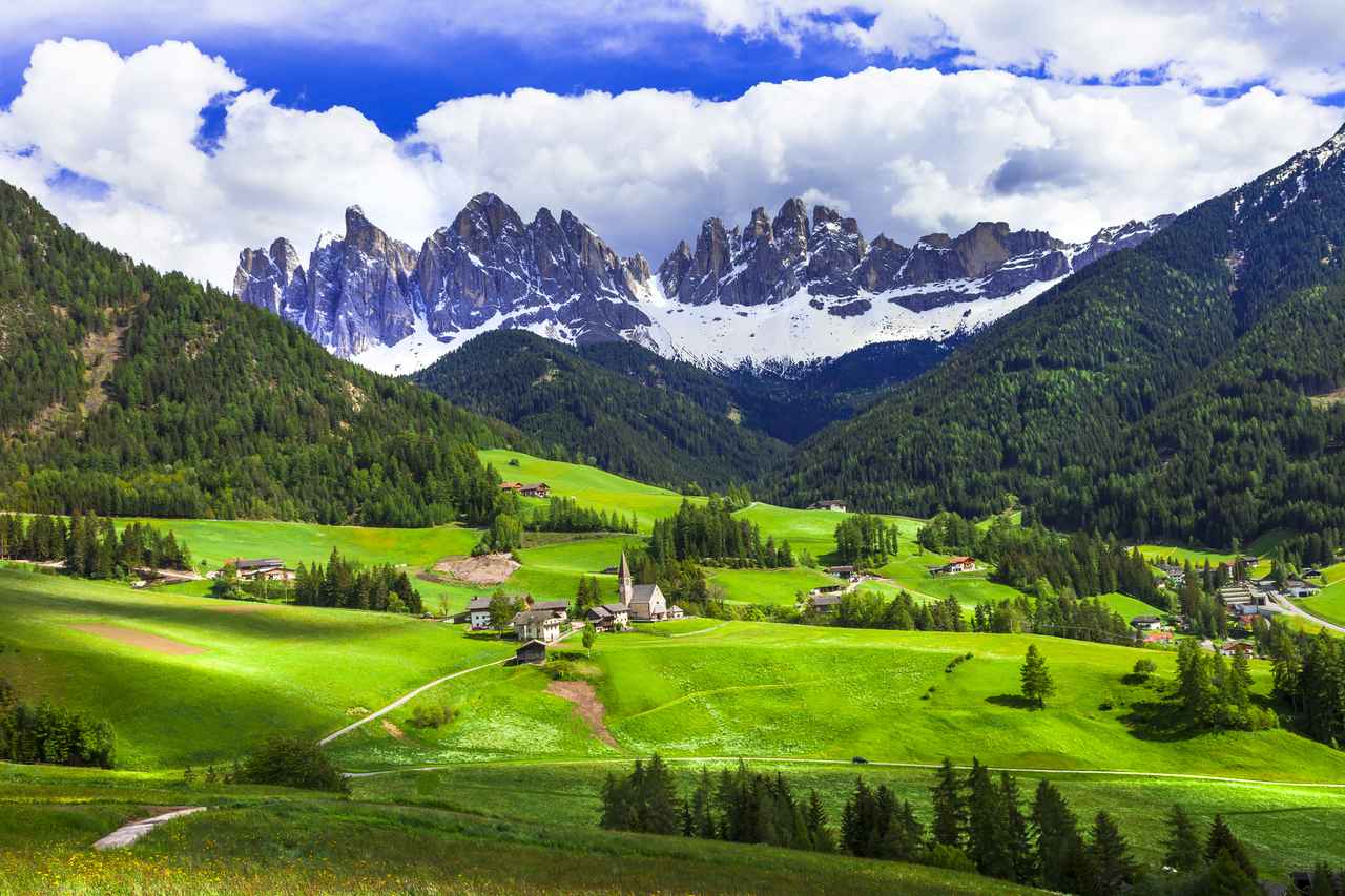 画像: サンタ・マッダレーナ村（添乗員撮影/イメージ）