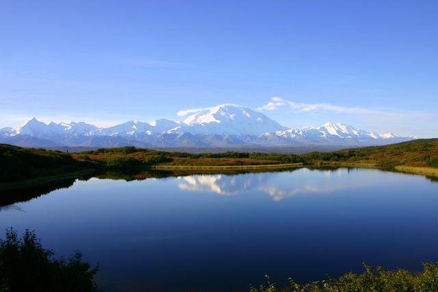 画像: カンティシュナまで行くから見れる絶景 湖面に映る「逆さデナリ山」 ※天候等によりご覧いただけない場合がございます