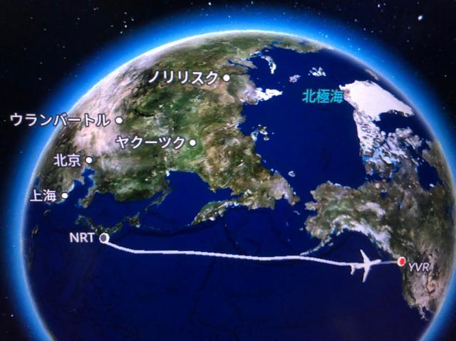 画像: 日本航空ビジネスクラスにて、バンクーバーへ/弊社スタッフ貝原撮影