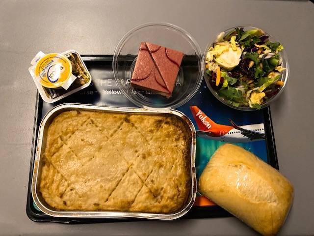 画像: オーロラフライト機内食(軽食)/弊社スタッフ和田撮影