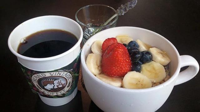 画像: アイランドヴィンテージコーヒー アサイーボウル/スタッフ撮影