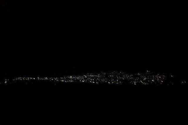 画像: 高い建物がないハンガロアの夜景(7月上旬現地スタッフ撮影)