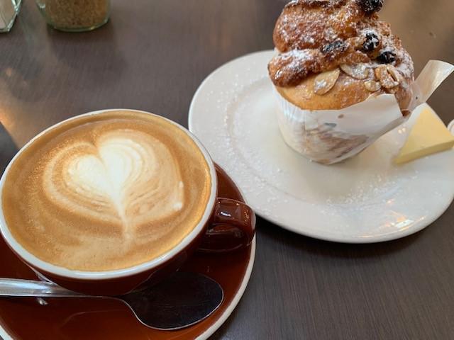 画像: バリスタがいれてくれるコーヒーは見た目から美味しい(スタッフ撮影)